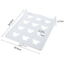 Load image into Gallery viewer, Anti-Wrinkle Folding Clothes Board